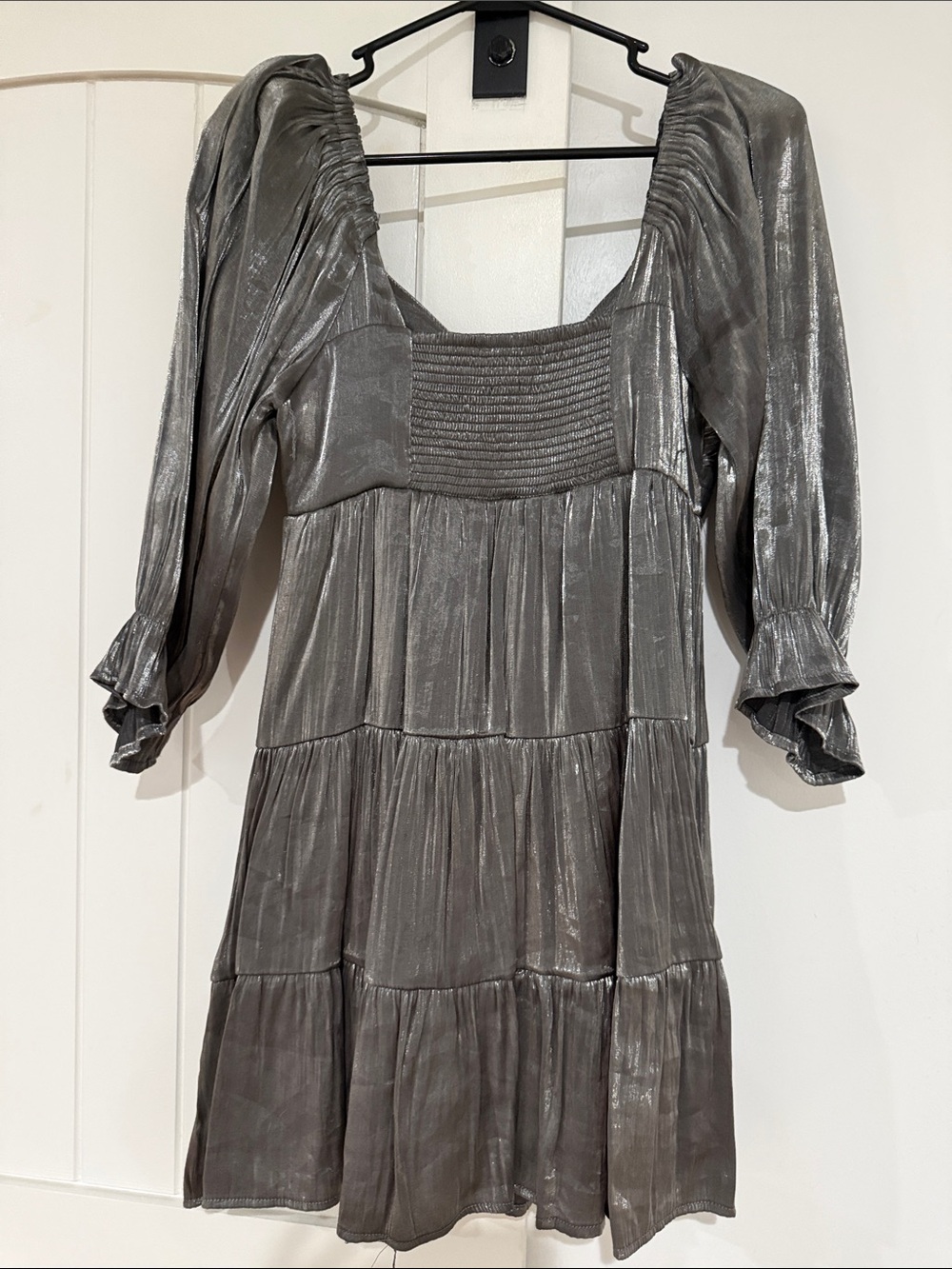 entro Metallic Slate Tiered V-Neck Mini Dress - Picture 4 of 5